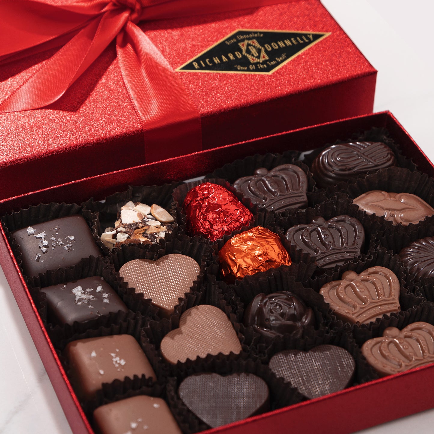 16/20 Piece Assorted Chocolates Gift Box